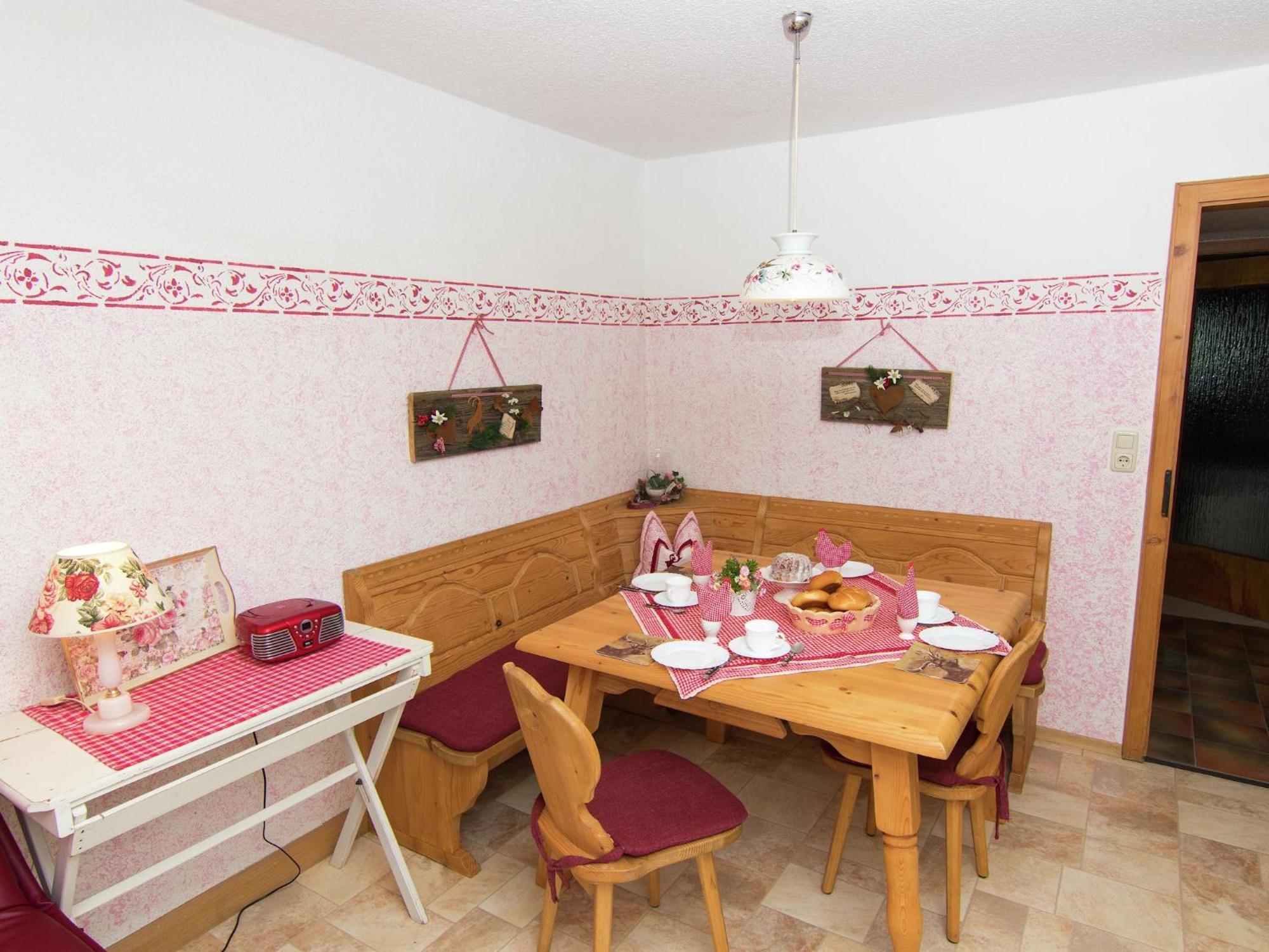 Alluring Holiday Home In Ubersee With Whirlpool المظهر الخارجي الصورة