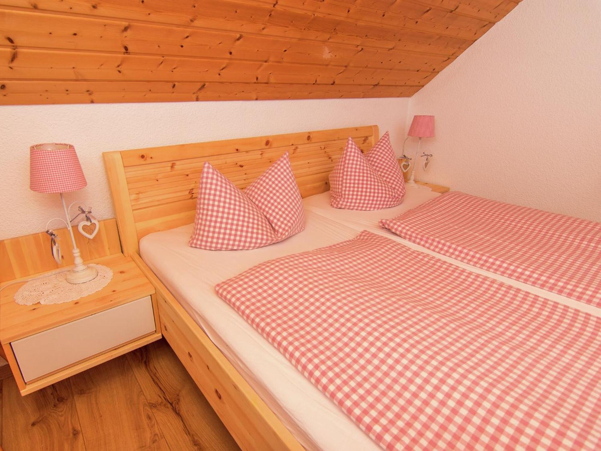 Alluring Holiday Home In Ubersee With Whirlpool المظهر الخارجي الصورة