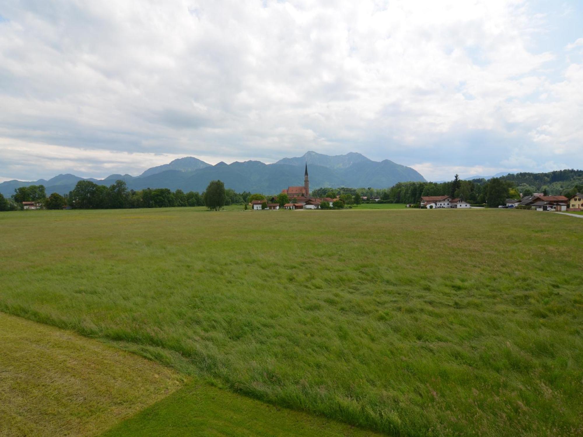 Alluring Holiday Home In Ubersee With Whirlpool المظهر الخارجي الصورة