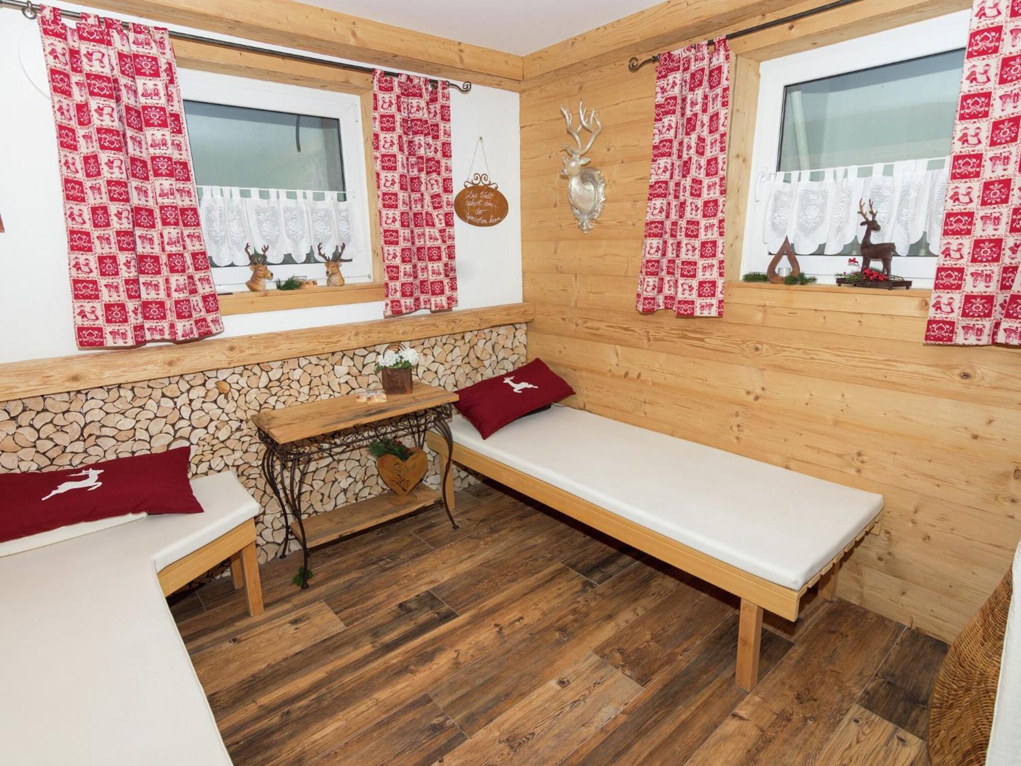 Alluring Holiday Home In Ubersee With Whirlpool المظهر الخارجي الصورة