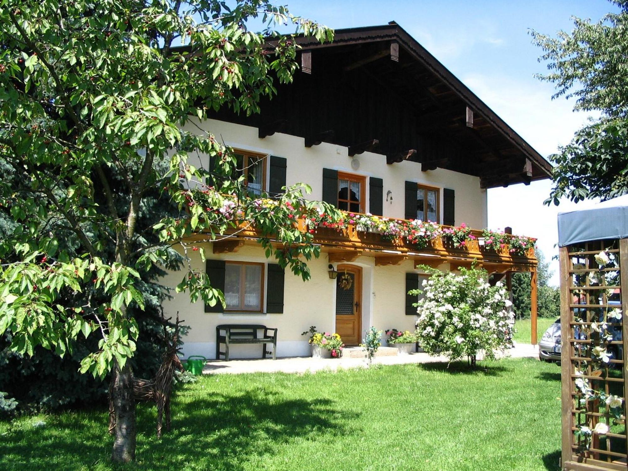 Alluring Holiday Home In Ubersee With Whirlpool المظهر الخارجي الصورة